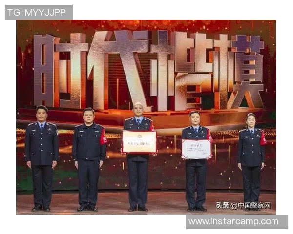 上海羽毛球队在城市联赛中的奋进之路与辉煌成就分析 上海羽毛球队在城市联赛中的奋进之路与辉煌成就分析