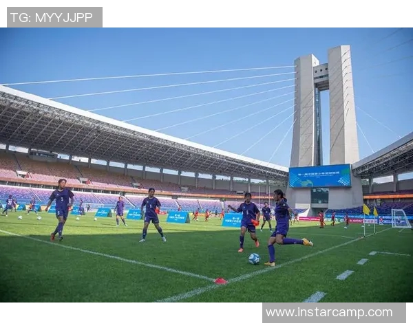 杭州足球队运营揭秘:从青训到职业联赛的全景分析与发展策略 杭州足球队运营揭秘:从青训到职业联赛的全景分析与发展策略